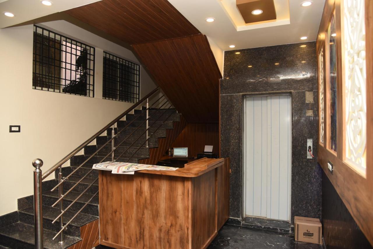 Hotel Grand Kubera Chikmagalūr Zewnętrze zdjęcie