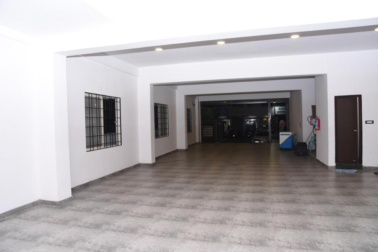Hotel Grand Kubera Chikmagalūr Zewnętrze zdjęcie