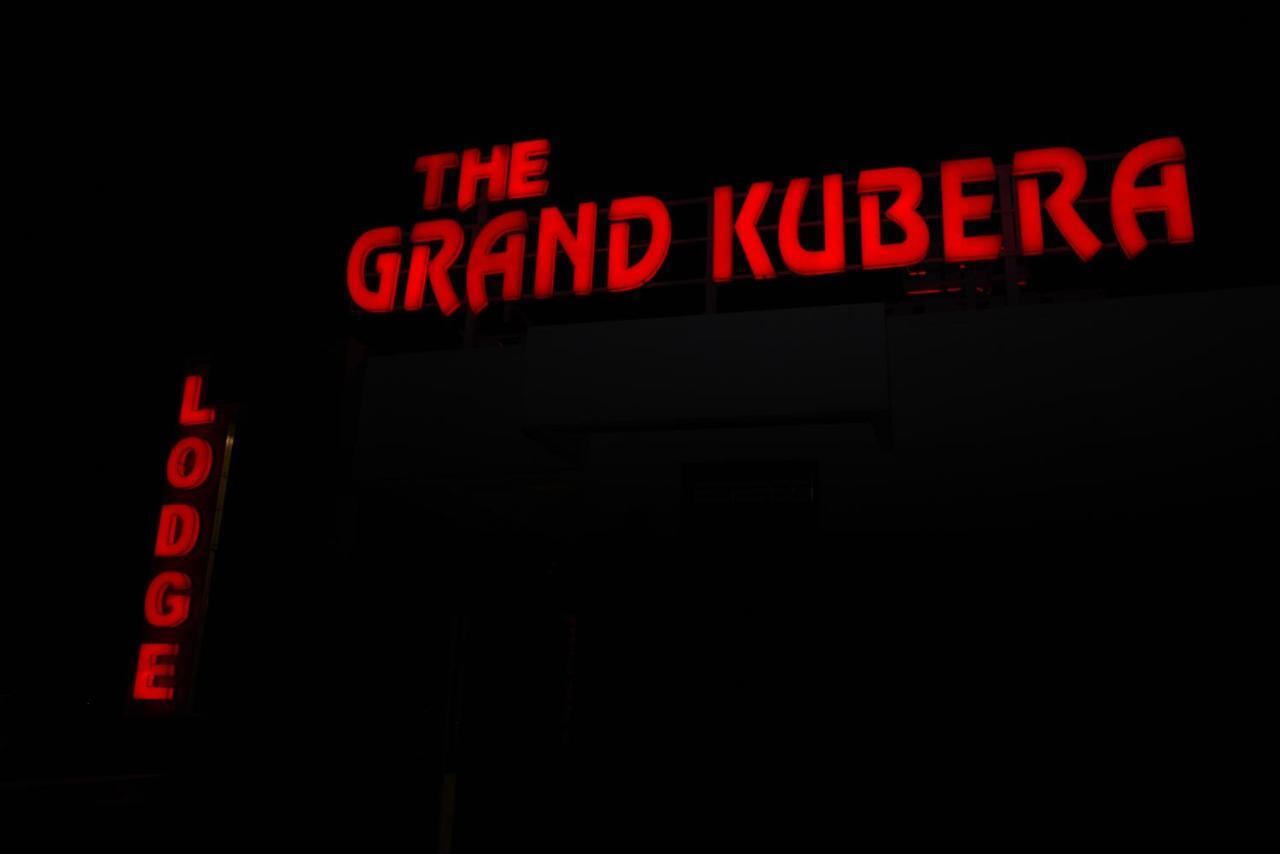 Hotel Grand Kubera Chikmagalūr Zewnętrze zdjęcie